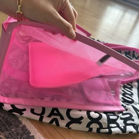 Marc Jacobs Pink Mesh Tote Bag - Picture 6 of 7